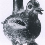 Gefäß aus schwarz-grauem Ton in Form eines Vogels. Fundort unbekannt. Tlatilco-Stil. Vorklassische Perio Etwa 1300-700 v. d. Z. Höhe: 19 cm. Galerie Andre Emmerich, New York.