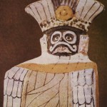 Polychrom bemalte Tonfigur, repräsentiert den Regengott im Federgewande. Herkunft: Hochtal von Mexiko. Klassische Periode, Teotihuacan-Kultur. Etwa 500-800 n. d. Z. Höhe: etwa 14cm. Museo Nacional de Antropologia, Mexiko D.F.